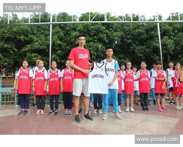 朱旭航的成长之路：从平凡少年到卓越领袖的奋斗历程与启示