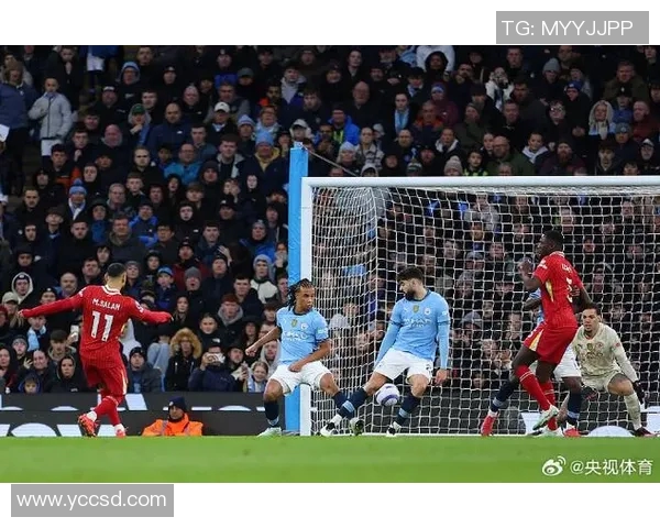 曼城主场逆转利物浦以二比一获胜展现强大实力