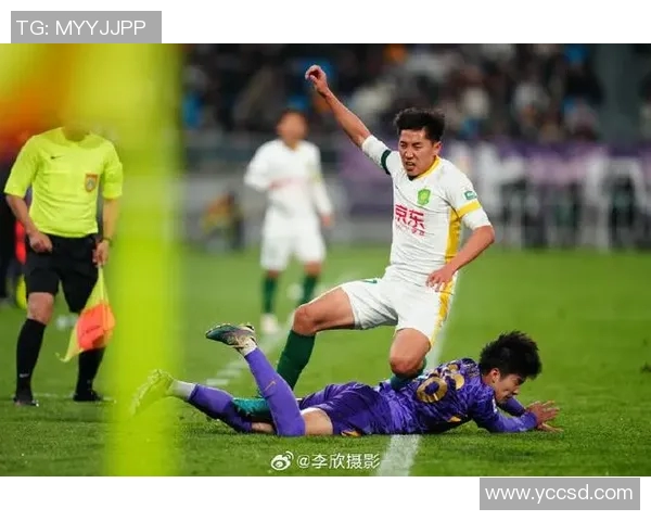 天津泰达迎战广州恒大争夺中超积分榜关键战役的精彩对决