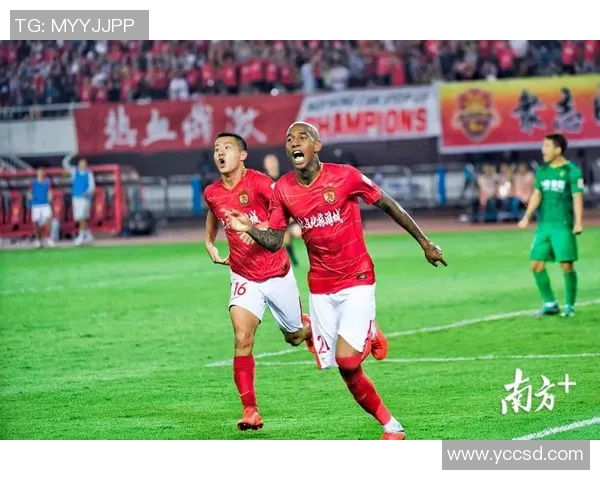 国安与恒大激战黄博文表现抢眼引发球迷热议