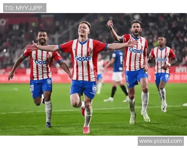 皇家社会与珀拉科的精彩对决揭示西甲新赛季的竞争格局与球队实力分析 皇家社会与珀拉科的精彩对决揭示西甲新赛季的竞争格局与球队实力分析