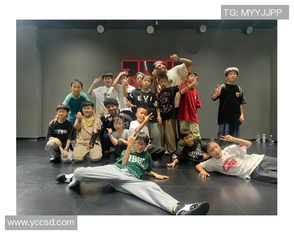 重庆街舞队的边路渗透策略与街舞文化的深度融合解析